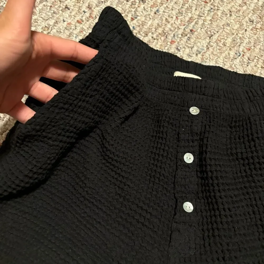 NWOT DONNI. Waffle Henley Short Button- Size XS - Picture 6 of 12